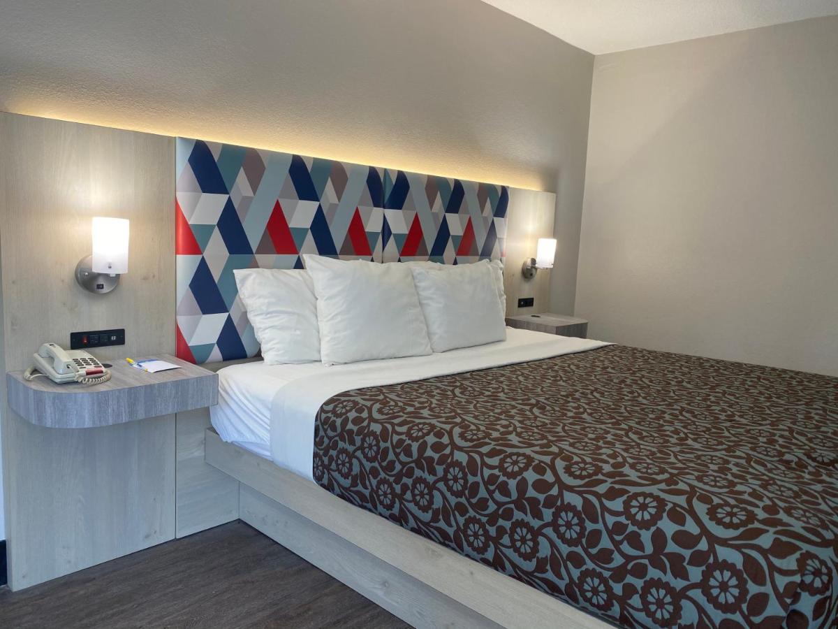 Days Inn & Suites By Wyndham Peachtree Corners Norcross Eksteriør billede